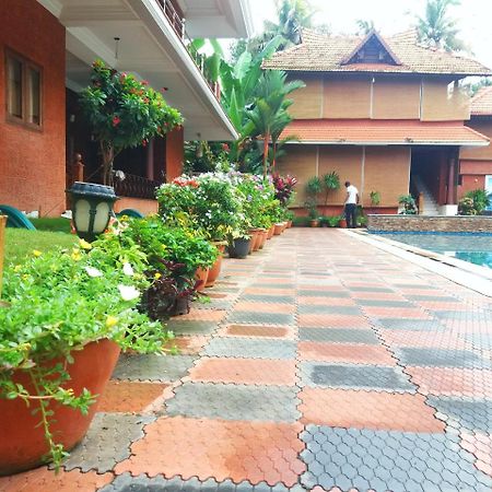 Nikhil Ayurvedic Heritage Varkala Exterior foto